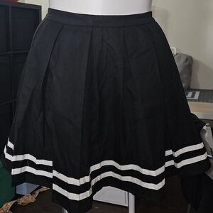 Black and White Pleated Skirt